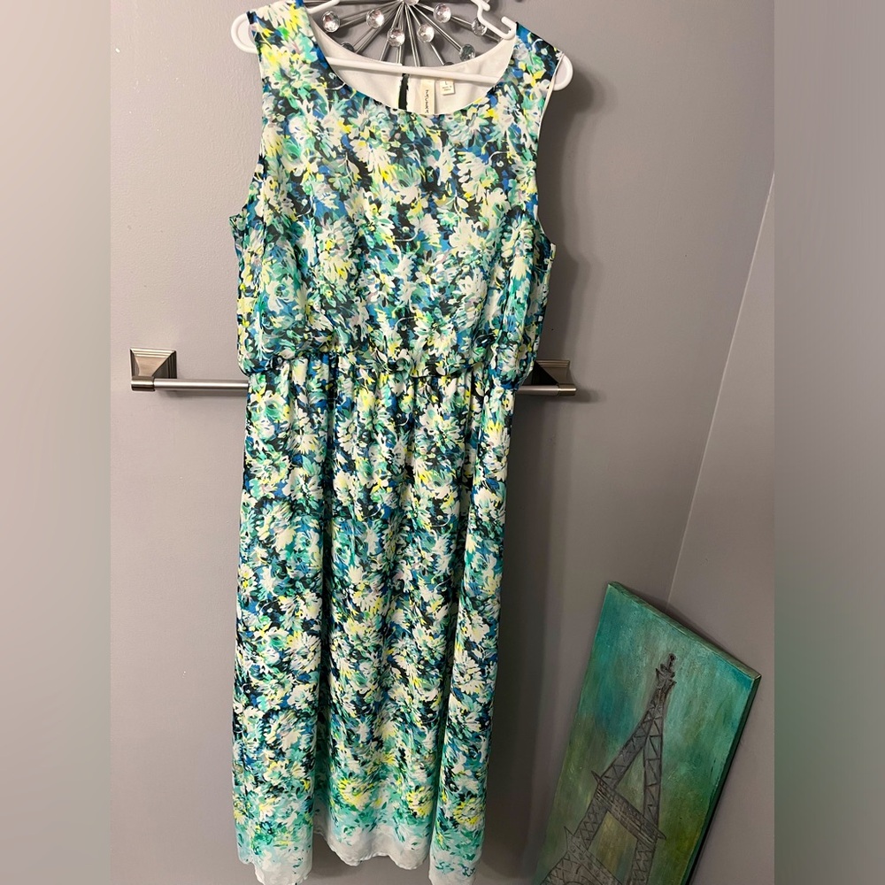 Sleeveless Floral Maxi Dress size Large